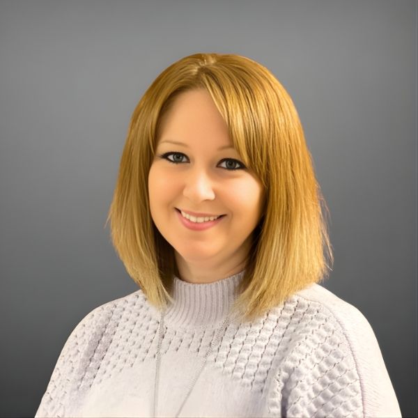 Stacie Papineau, LLMSW